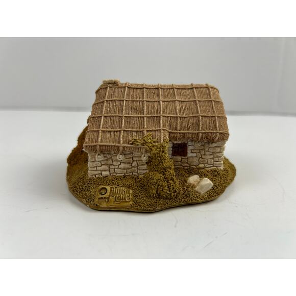 Lilliput Lane Magilligans 1989 Irish Collection Retired Cottage Figurine- loose - Picture 3 of 6